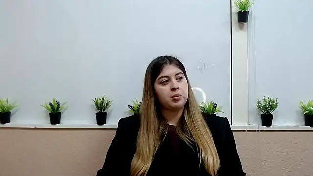 Amber  Glow online show from 10-21-25, 11:33