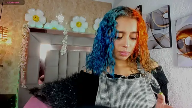 Cristall ravven online show from 11-25-25, 03:12