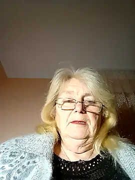 AmyLove353 online show from 11-12-25, 08:19