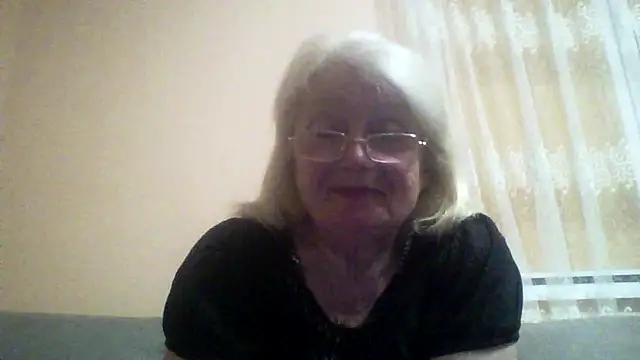 Snapshot of AmyLove353 chatting on 05-04-26, 10:06 AmyLove353 online show from 05-04-26, 10:06