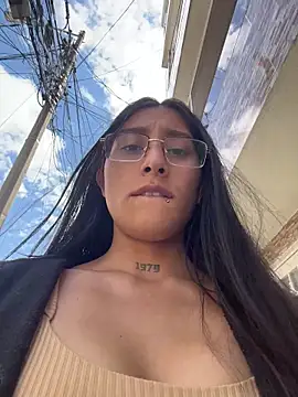 Violeet-Smith online show from 02-18-26, 07:32