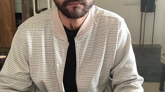 Snapshot of MakeMeAwareAah chatting on 12-02-25, 04:18 MakeMeAwareAah online show from 12-02-25, 04:18