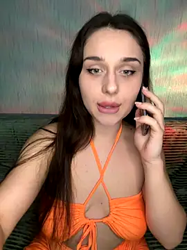 ScarletSi online show from 12-19-25, 08:05