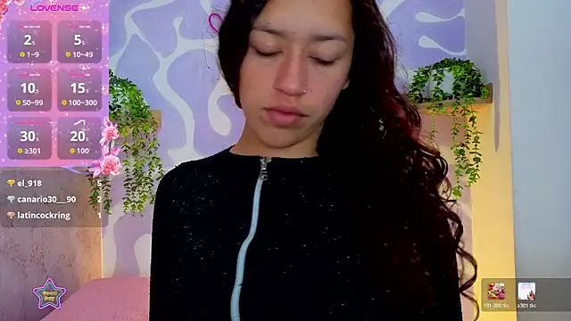 Snapshot of mia_scarlett7 chatting on 07-01-26, 01:24 mia scarlett7 online show from 07-01-26, 01:24