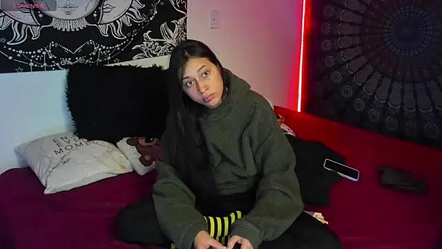 Snapshot of cleoo_jhonny chatting on 11-09-25, 06:23 cleoo jhonny online show from 11-09-25, 06:23