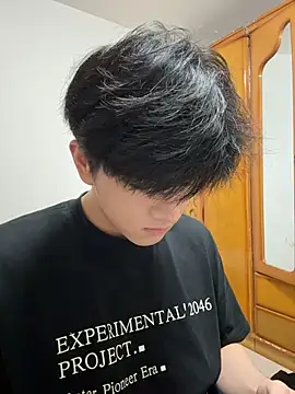 Snapshot of xiaofan777 chatting on 11-09-25, 10:57 xiaofan777 online show from 11-09-25, 10:57