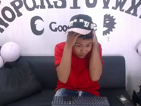 Yordi Alpha online show from 10-28-25, 12:30