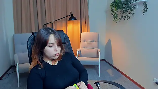 Snapshot of BillyeKombe chatting on 10-21-25, 12:17 BillyeKombe online show from 10-21-25, 12:17