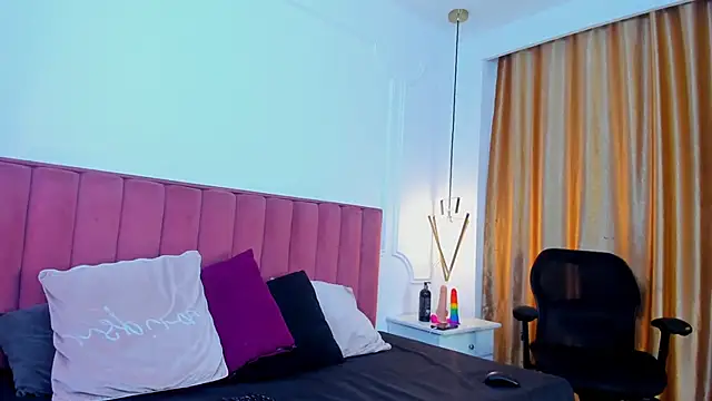 Celina Kyle1 online show from 10-27-25, 09:08