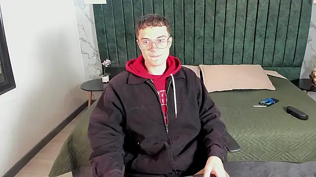 Lil James online show from 03-12-26, 08:26