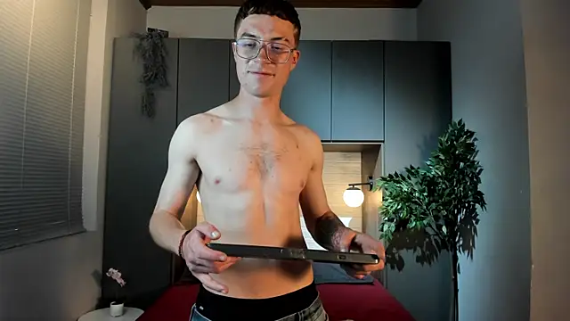 Lil James online show from 05-28-26, 08:50