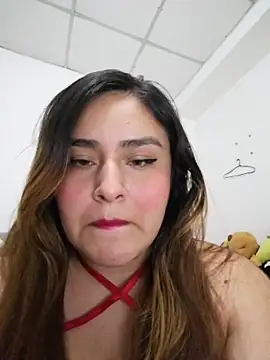 Snapshot of sara_sexy040 chatting on 11-20-25, 04:34 sara sexy040 online show from 11-20-25, 04:34