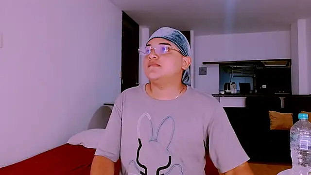 Snapshot of Santo_Pecado_ chatting on 10-25-25, 12:45 Santo Pecado  online show from 10-25-25, 12:45