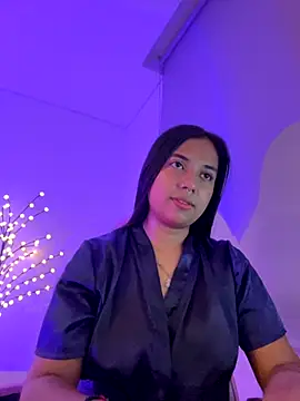 Snapshot of aly_nicols chatting on 10-24-25, 12:08 aly nicols online show from 10-24-25, 12:08