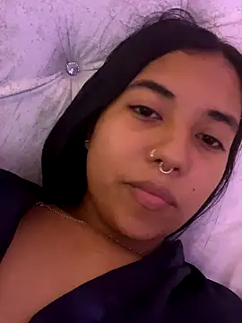 Snapshot of aly_nicols chatting on 11-05-25, 07:08 aly nicols online show from 11-05-25, 07:08