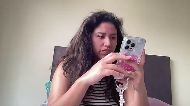 Kmiii21 online show from 10-29-25, 03:25