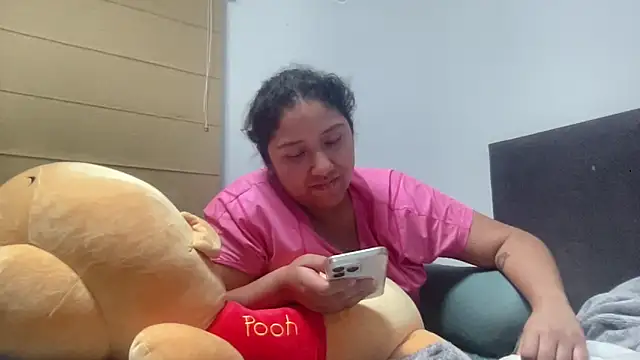 Kmiii21 online show from 12-23-25, 05:05