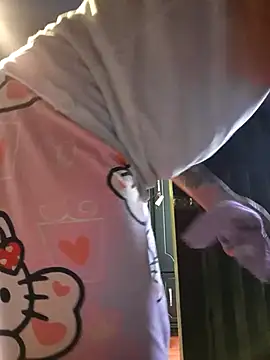 Isis Bathory online show from 11-08-25, 03:23