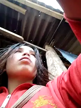 Snapshot of rickkis2k chatting on 10-24-25, 04:20 rickkis2k online show from 10-24-25, 04:20