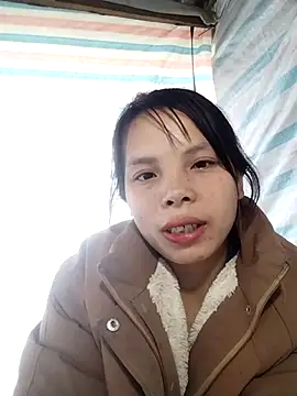 Snapshot of rickkis2k chatting on 11-23-25, 12:43 rickkis2k online show from 11-23-25, 12:43