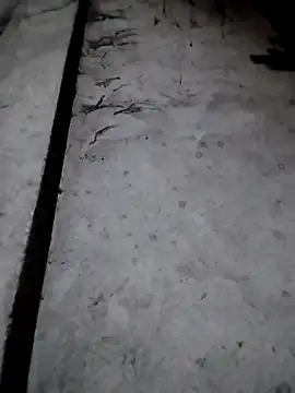 Snapshot of rickkis2k chatting on 12-17-25, 09:43 rickkis2k online show from 12-17-25, 09:43