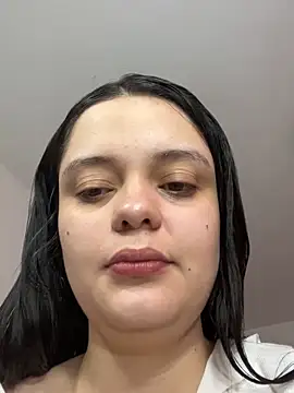 Selena Roa online show from 10-26-25, 12:11