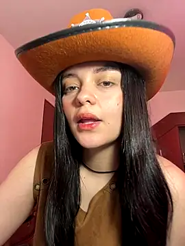 Selena Roa online show from 10-31-25, 03:02