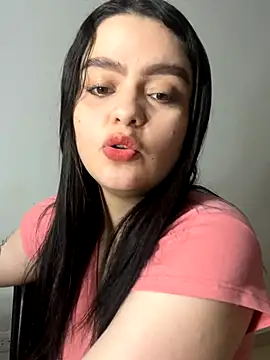 Selena Roa online show from 12-04-25, 01:48