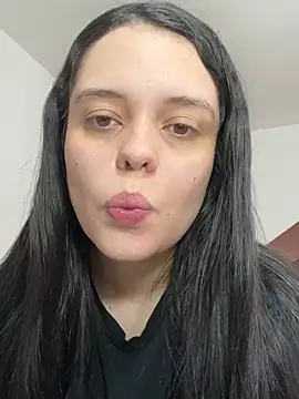 Selena Roa online show from 01-17-26, 04:11