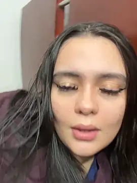 Selena Roa online show from 04-07-26, 12:11