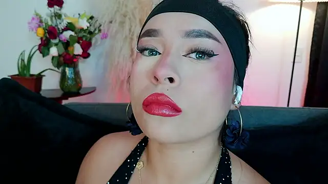 mia roux1 online show from 03-04-26, 11:55