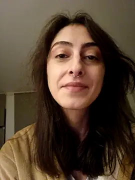 Snapshot of maki_reiko chatting on 10-27-25, 06:06 maki reiko online show from 10-27-25, 06:06