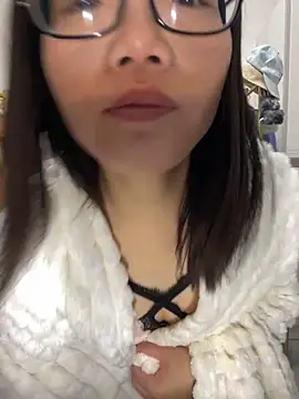 Snapshot of Nlen_baby chatting on 12-01-25, 12:10 Nlen baby online show from 12-01-25, 12:10