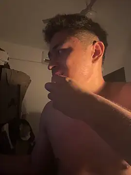 VERGALARGA120 online show from 10-22-25, 06:24