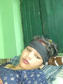 Snapshot of Bhumika_Love chatting on 10-28-25, 02:15 Bhumika Love online show from 10-28-25, 02:15