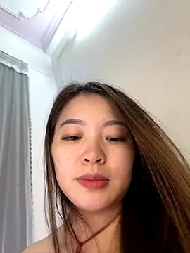 Snapshot of helo-kitty chatting on 11-09-25, 02:48 helo-kitty online show from 11-09-25, 02:48