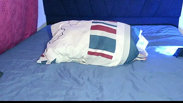 ReferredArtwork online show from 11-25-25, 07:58