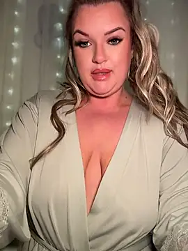 Scottish Milf Bella xo online show from 04-09-26, 10:26