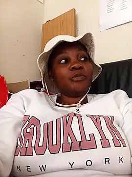 blackbeautyxx92 online show from 12-03-25, 11:19