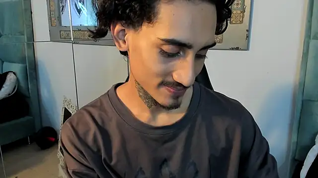 Mr Strike online show from 11-02-25, 02:58