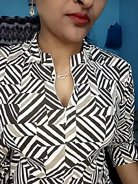 CoupleShow 432 online show from 02-04-26, 01:06