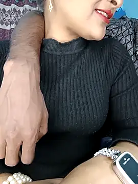 CoupleShow 432 online show from 02-05-26, 03:16