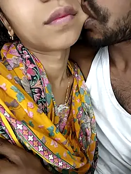 CoupleShow 432 online show from 03-17-26, 05:05