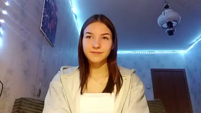 Beauty miIa online show from 10-25-25, 07:16