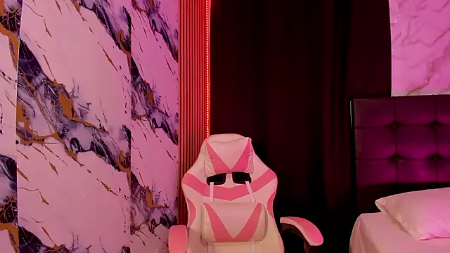 Scarlet DLuce online show from 02-28-26, 08:59