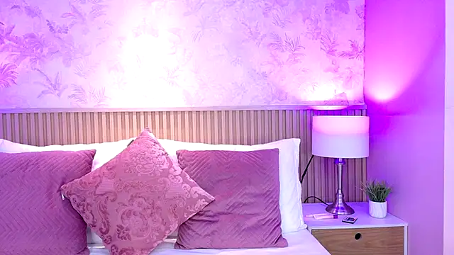 AdelineJhones online show from 11-03-25, 01:56