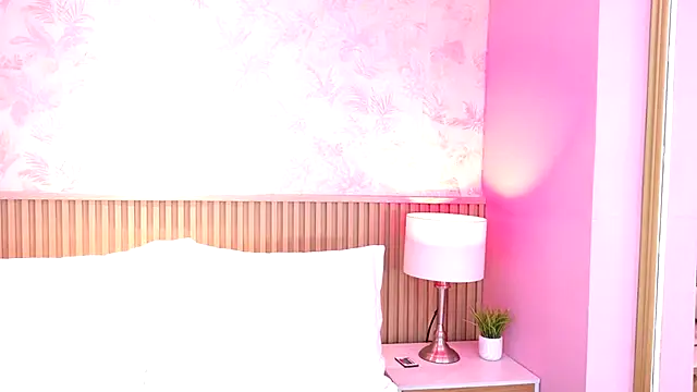 AdelineJhones online show from 11-11-25, 06:08