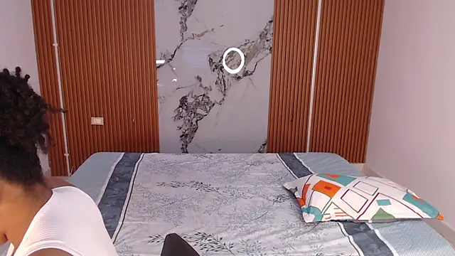 rosselyn  online show from 11-28-25, 01:03