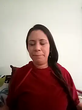 Snapshot of LeilaTaylor chatting on 11-13-25, 01:21 LeilaTaylor online show from 11-13-25, 01:21