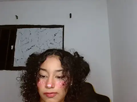 Snapshot of emily_stars1 chatting on 12-02-25, 07:47 emily stars1 online show from 12-02-25, 07:47